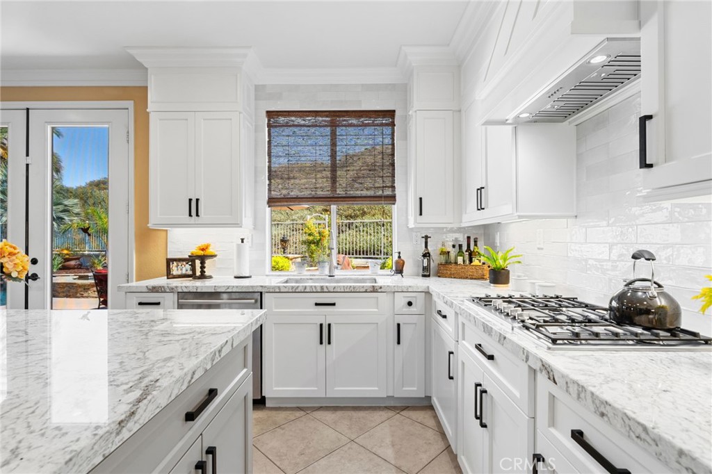 45250 Oakville Court