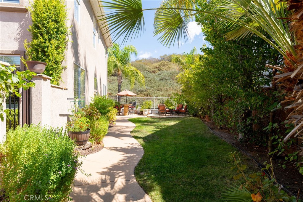 45250 Oakville Court