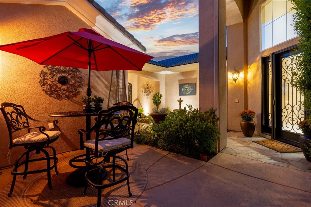 45250 Oakville Court