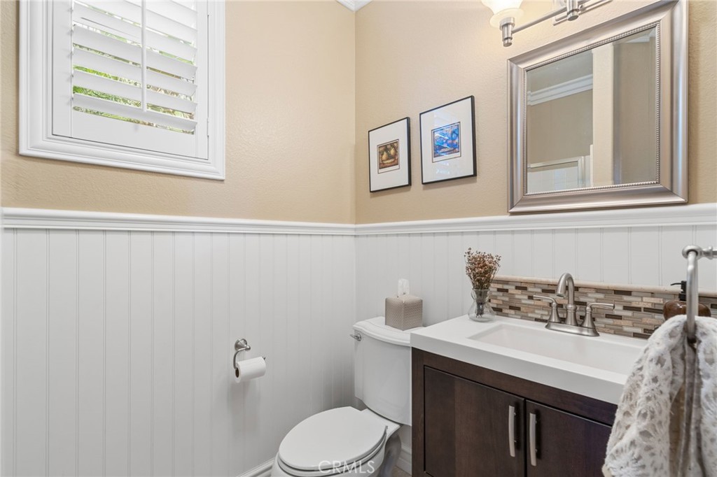 45250 Oakville Court