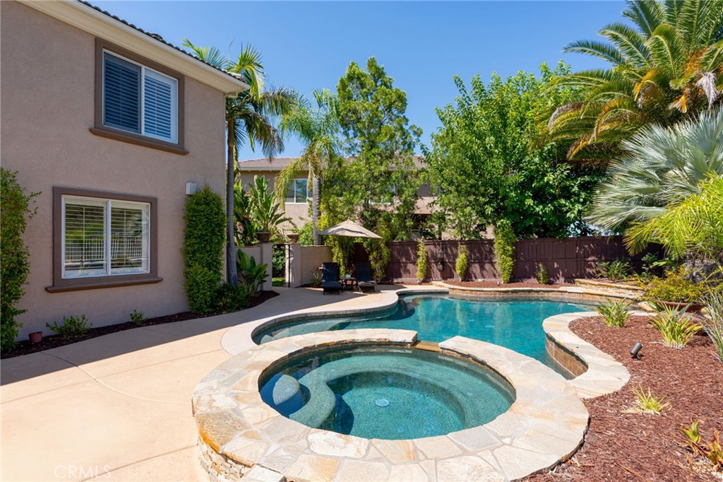 45250 Oakville Court