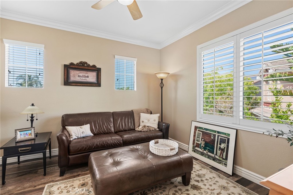 45250 Oakville Court