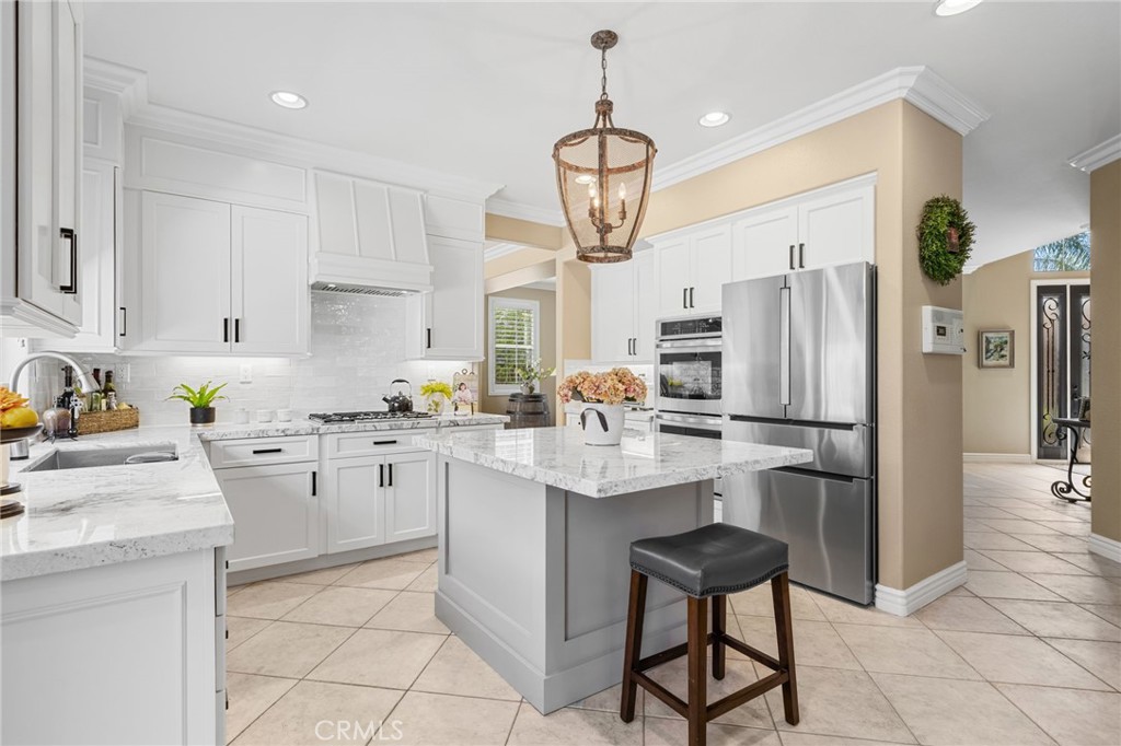 45250 Oakville Court
