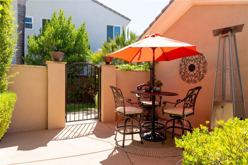 45250 Oakville Court