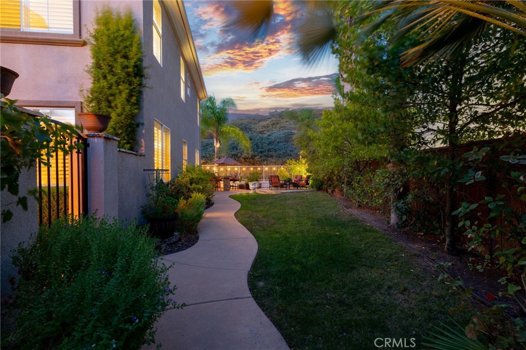 45250 Oakville Court