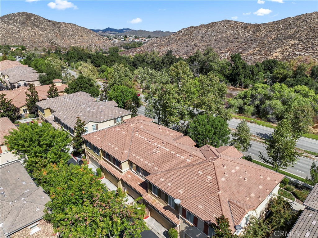 30505 Canyon Hills 204