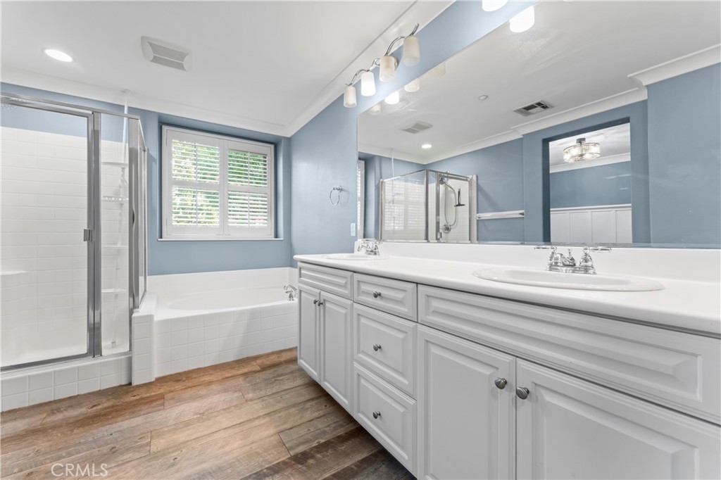 30505 Canyon Hills 204