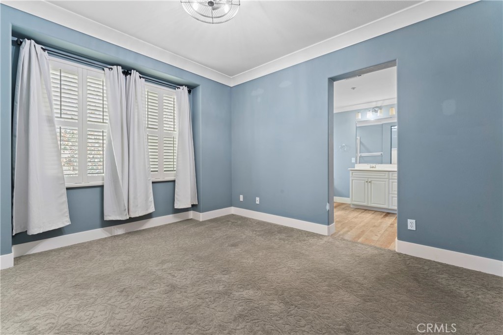 30505 Canyon Hills 204