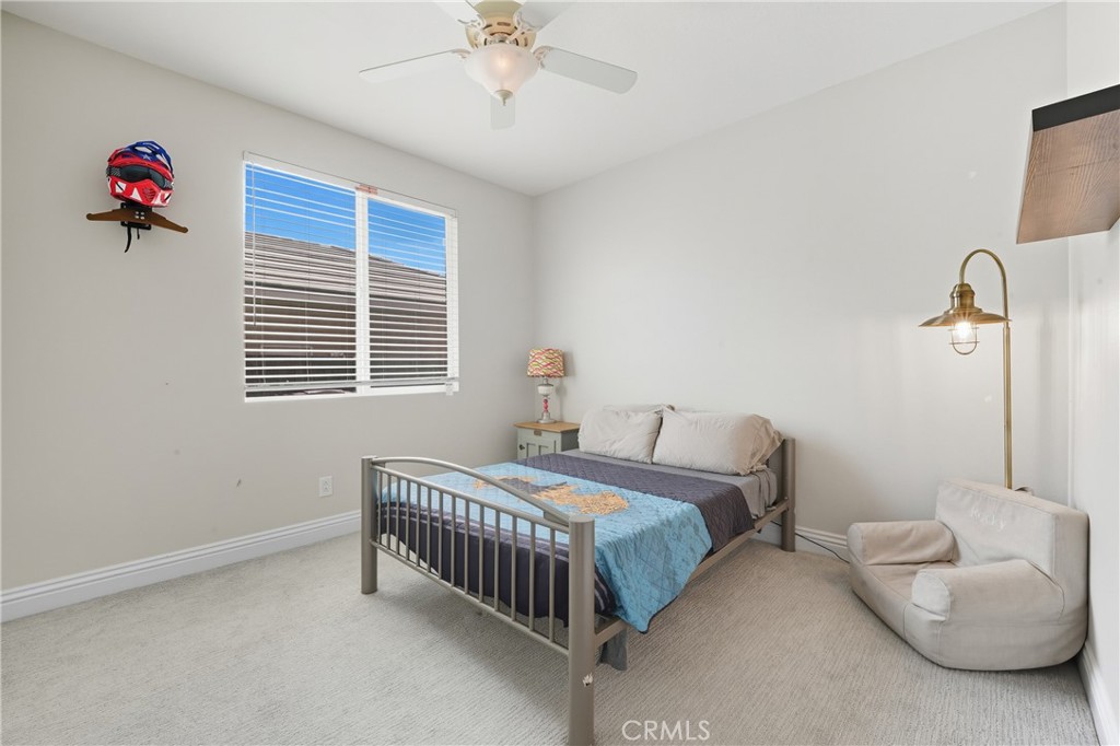 28348 28348 Little Lake