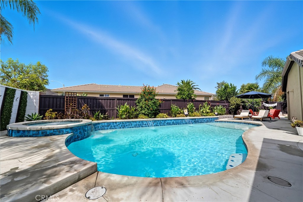 28348 28348 Little Lake