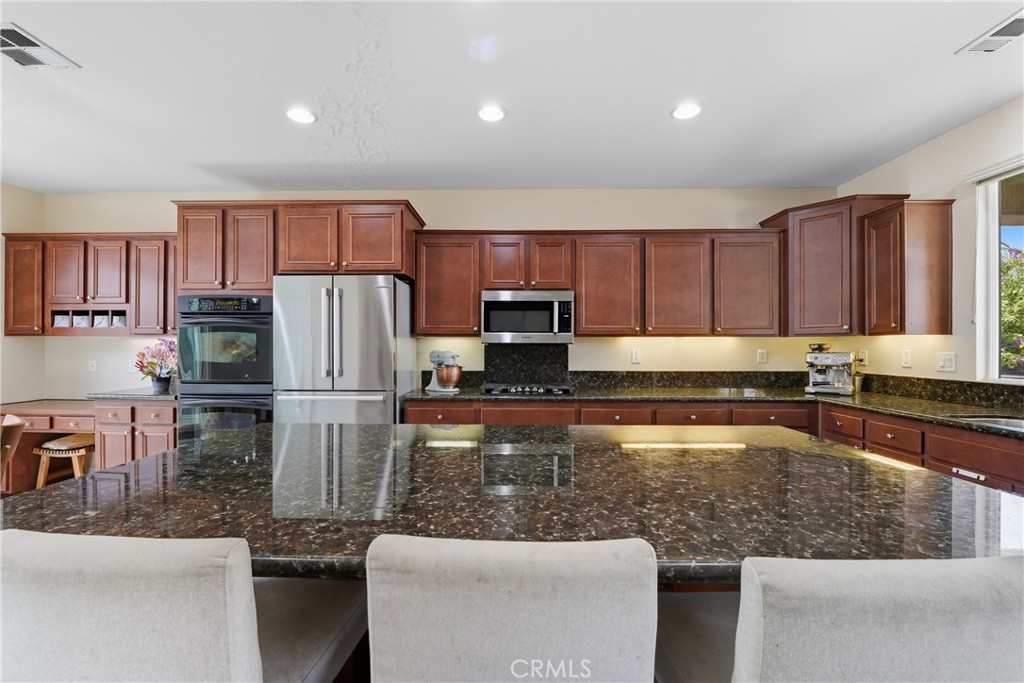 28348 28348 Little Lake