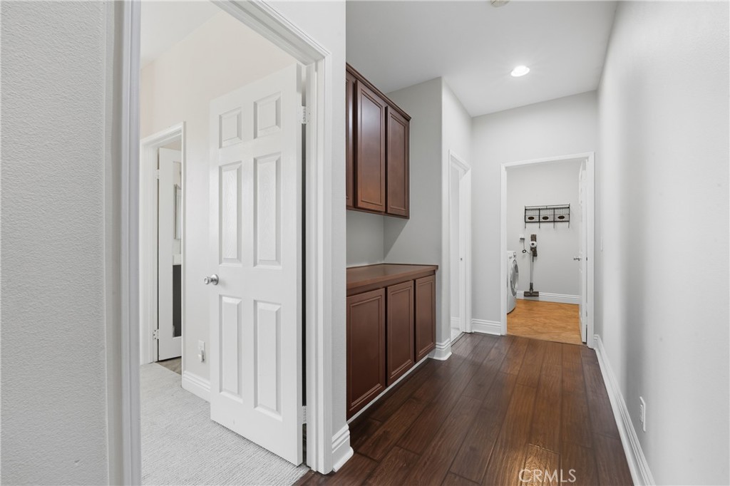 28348 28348 Little Lake