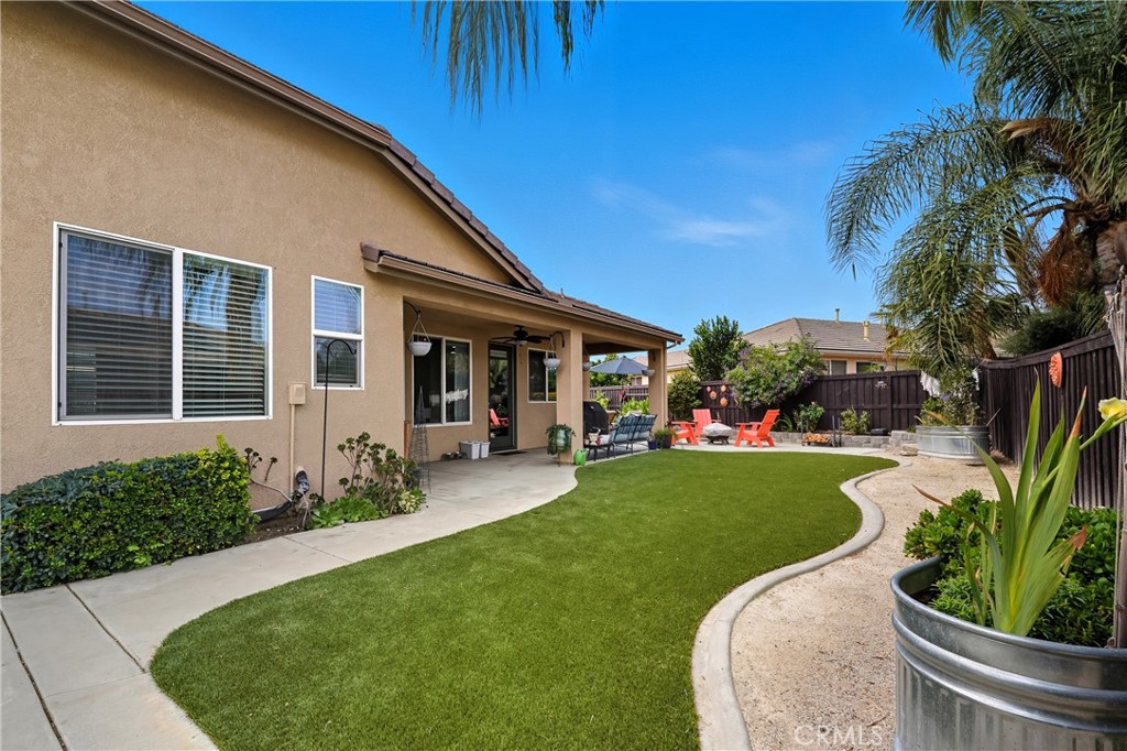 28348 28348 Little Lake