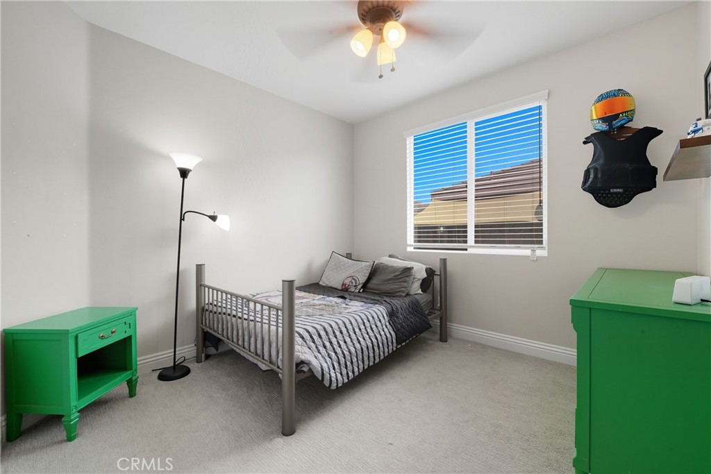 28348 28348 Little Lake