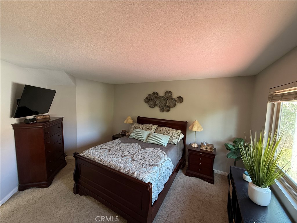 42086 42086 Paseo Brillante