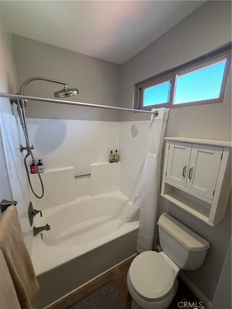 42086 42086 Paseo Brillante