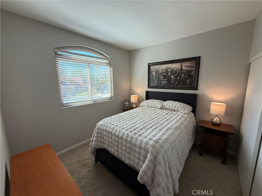 42086 42086 Paseo Brillante