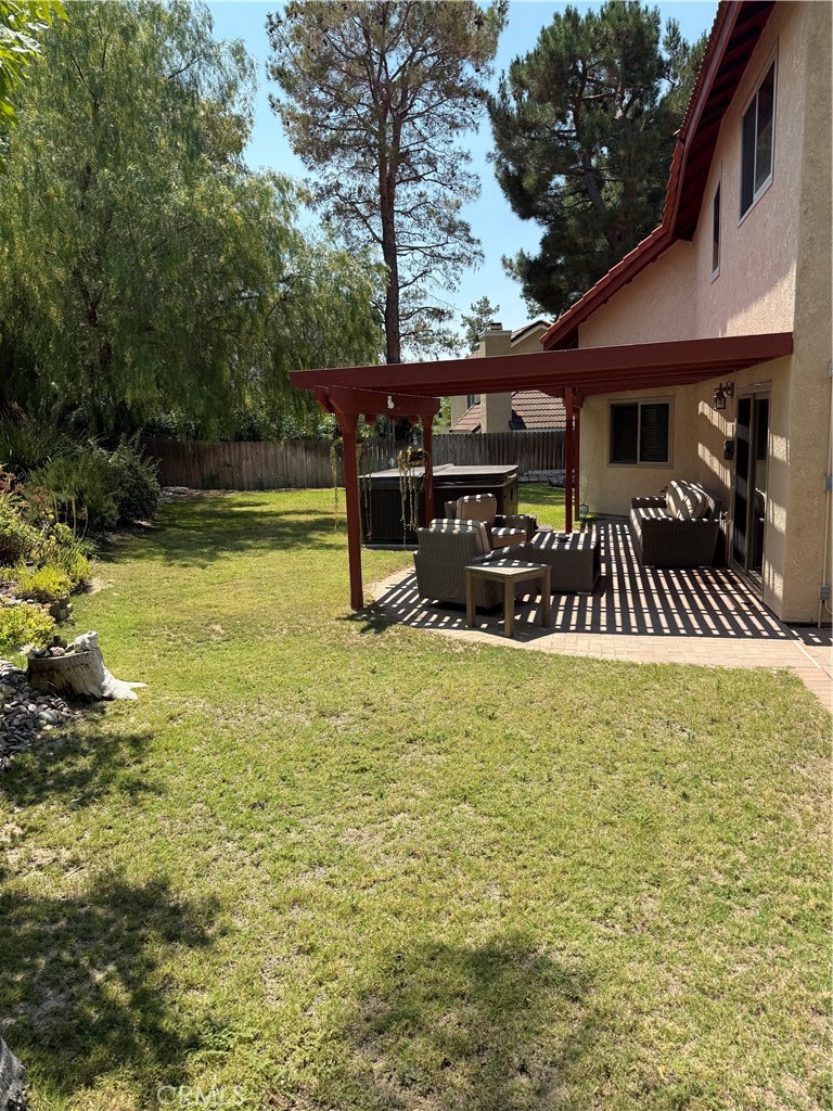 42086 42086 Paseo Brillante