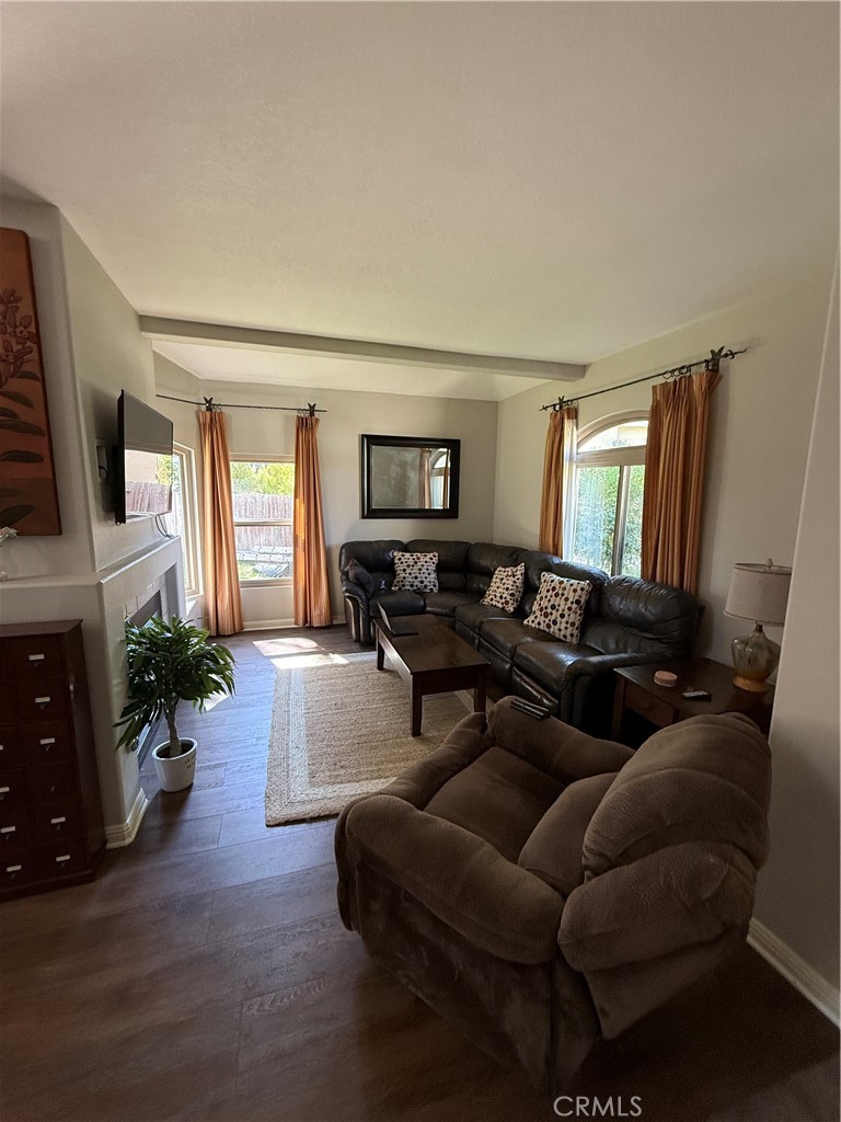 42086 42086 Paseo Brillante