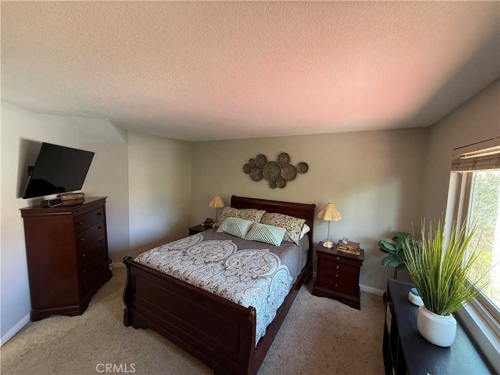 42086 42086 Paseo Brillante