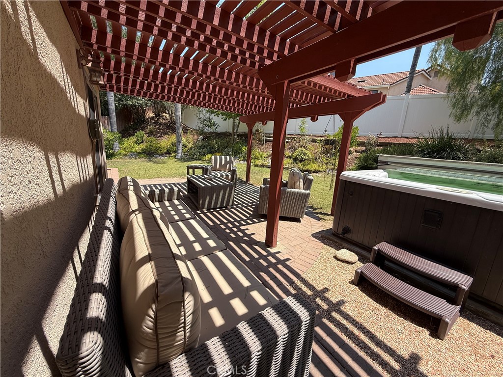 42086 42086 Paseo Brillante