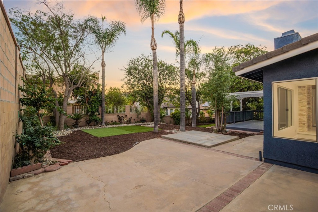 30471 Caliente Place