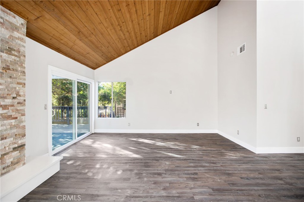 30471 Caliente Place