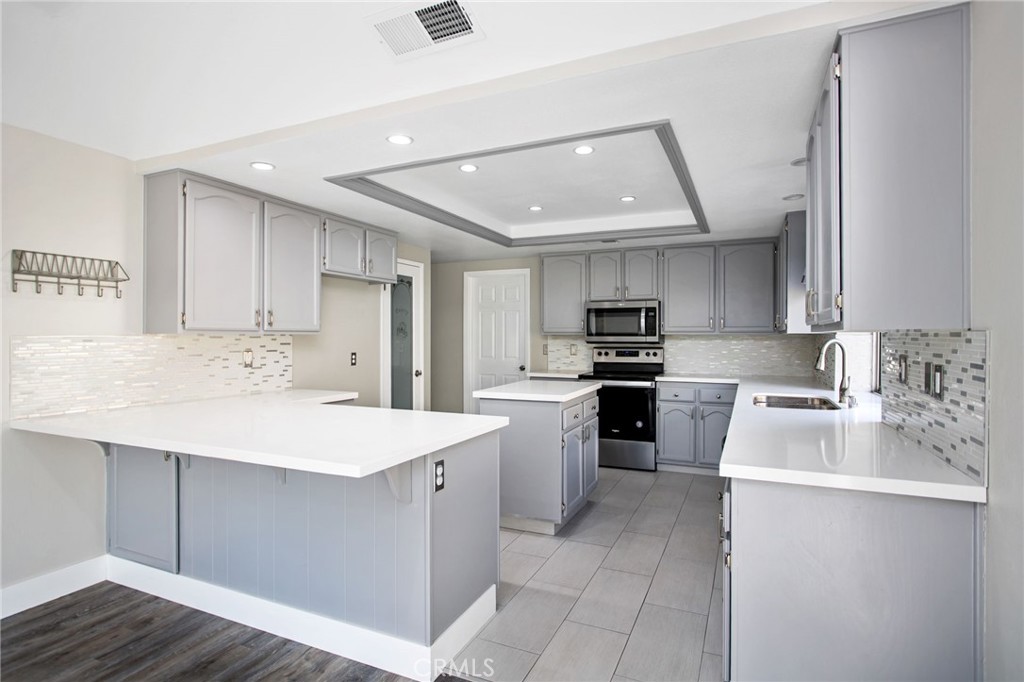 30471 Caliente Place