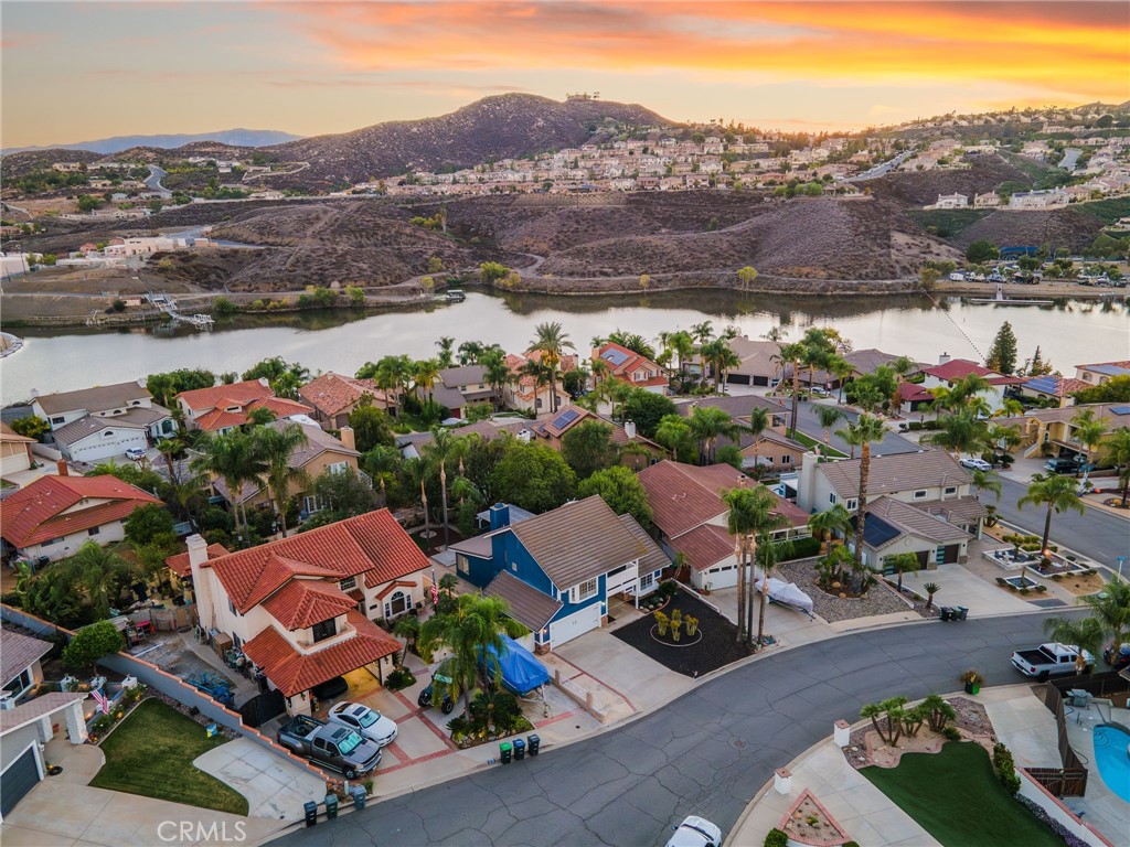 30471 Caliente Place