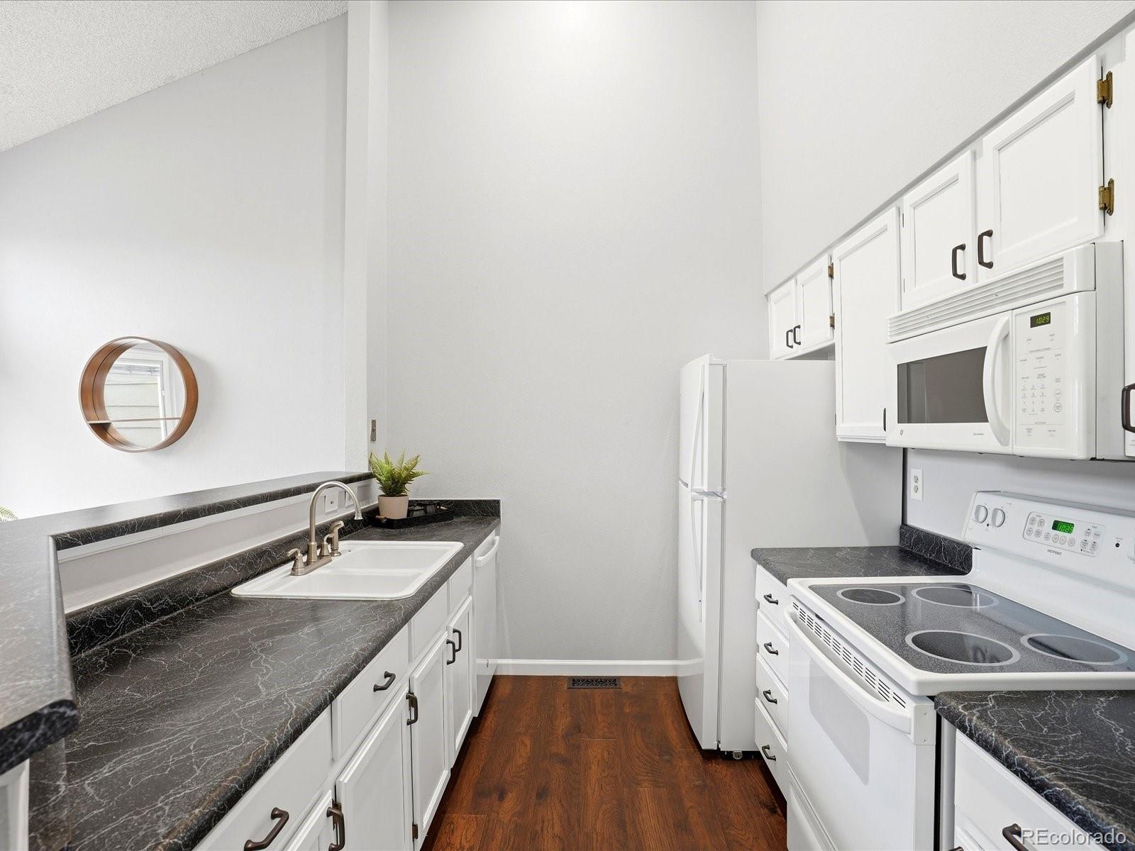 1470 S Quebec Way Unit: 240