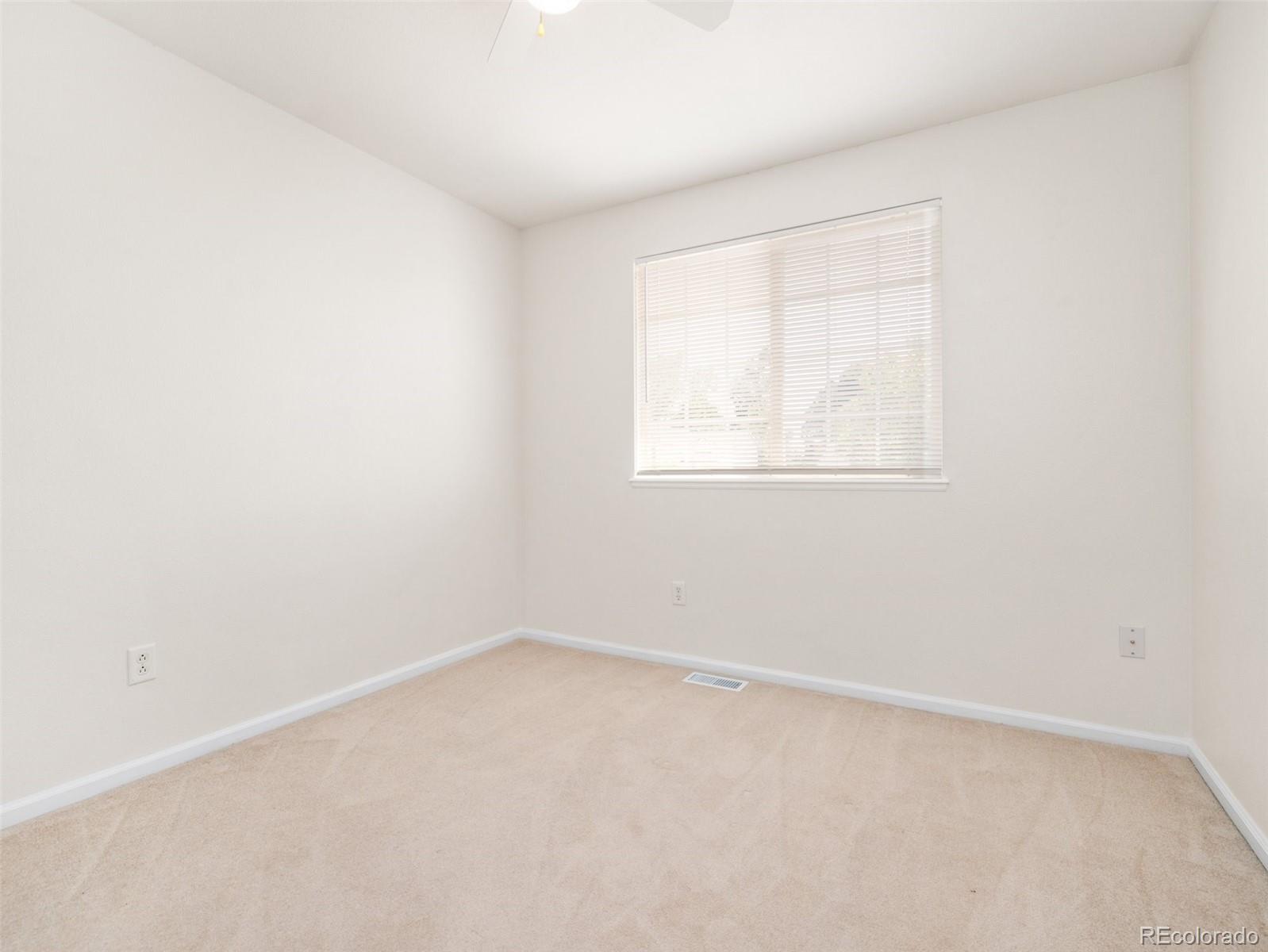 2117 Settlers Drive