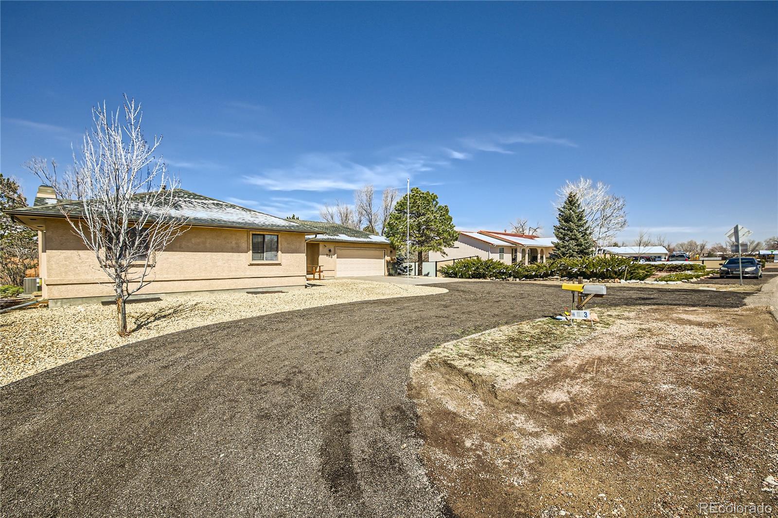 253 S Golfview Drive