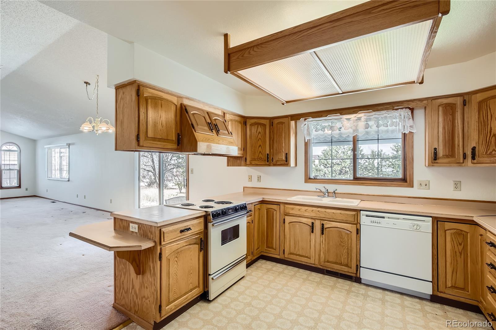 253 S Golfview Drive