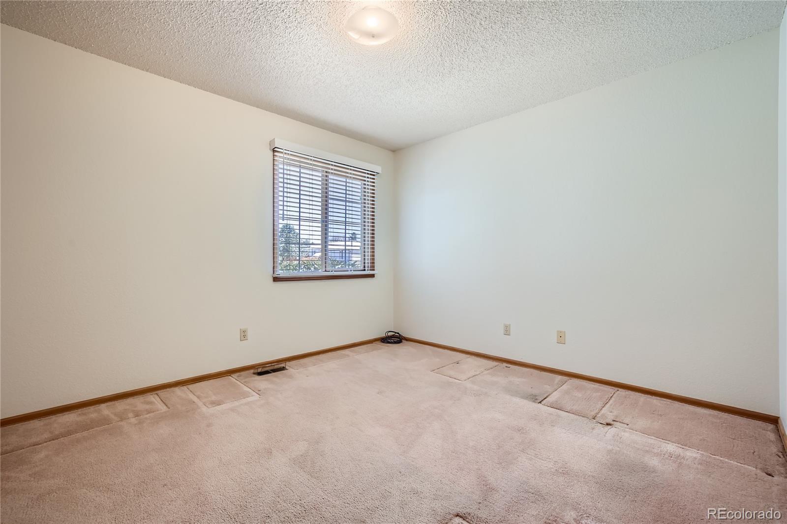 253 S Golfview Drive