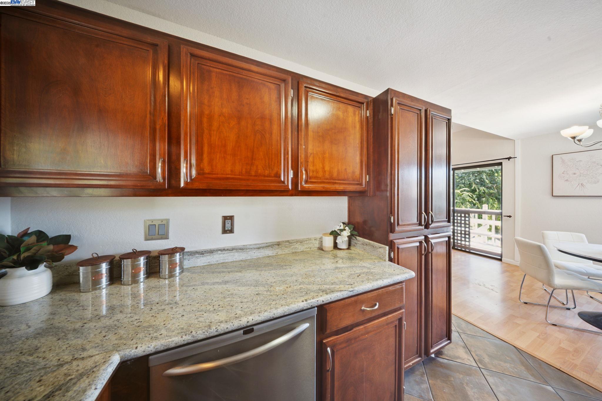3443 Pepperwood Ter # 301
