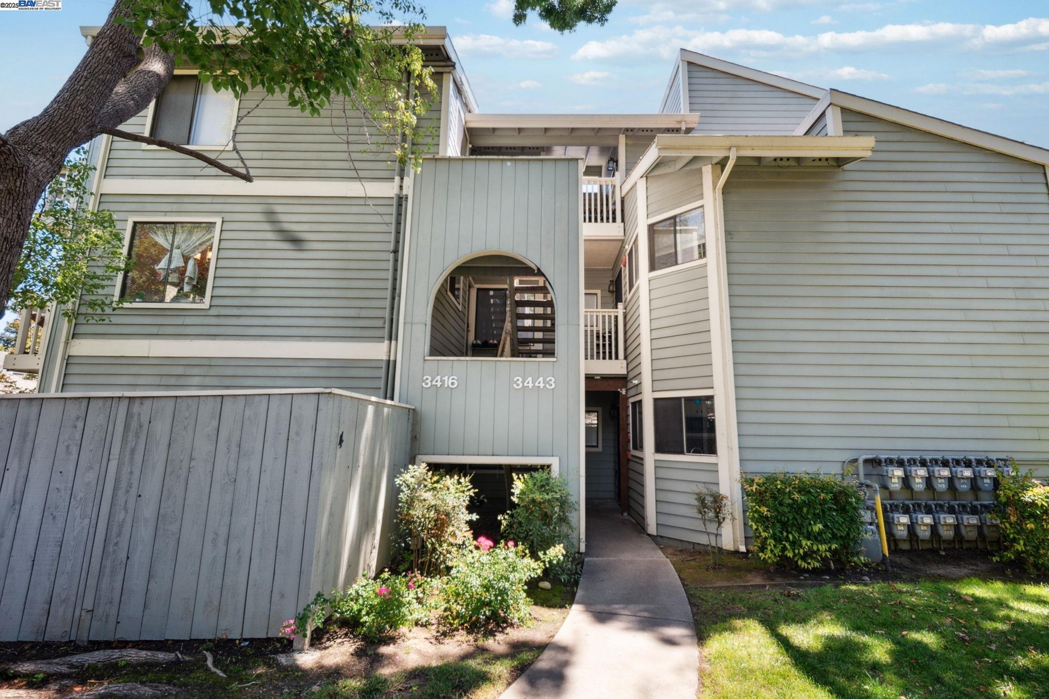 3443 Pepperwood Ter # 301