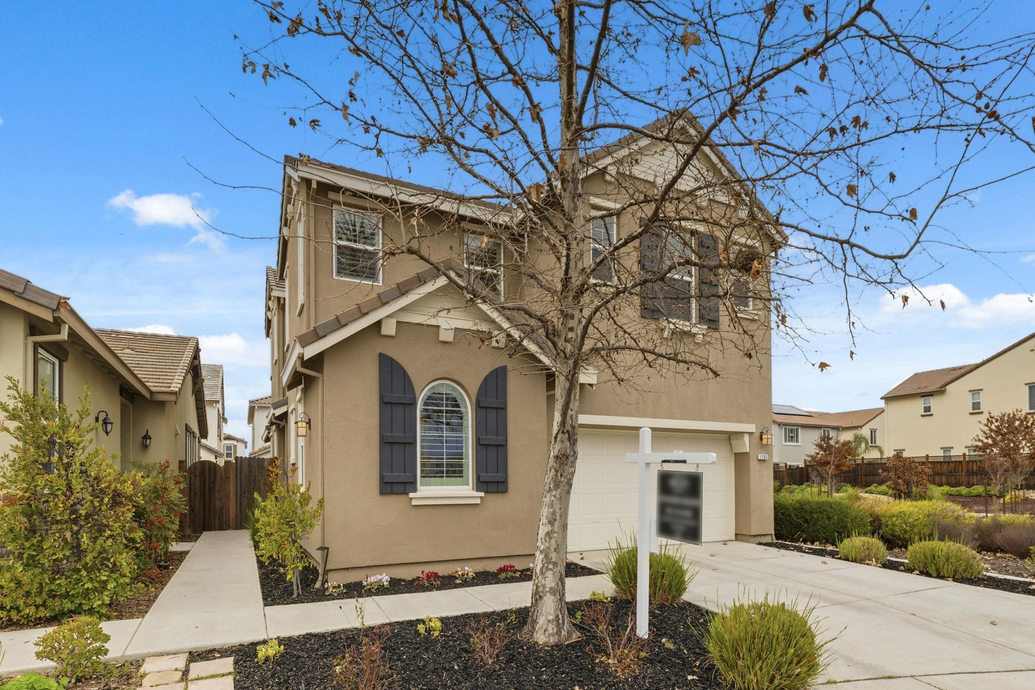 1703 Solano Court