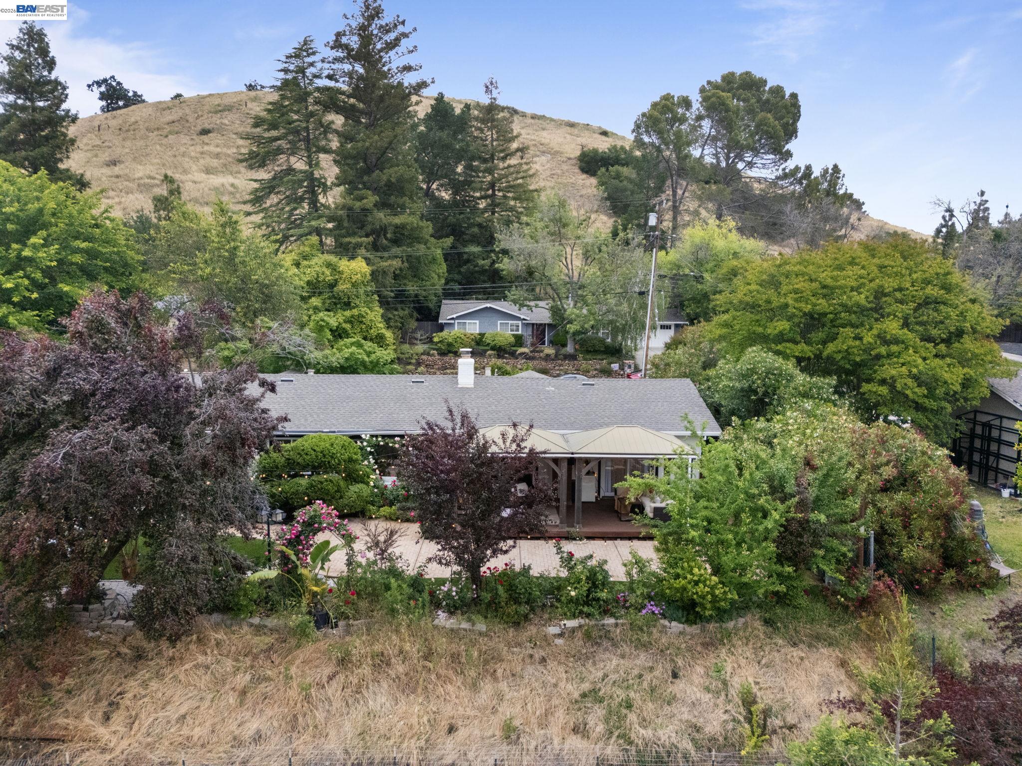 656 La Vista Rd