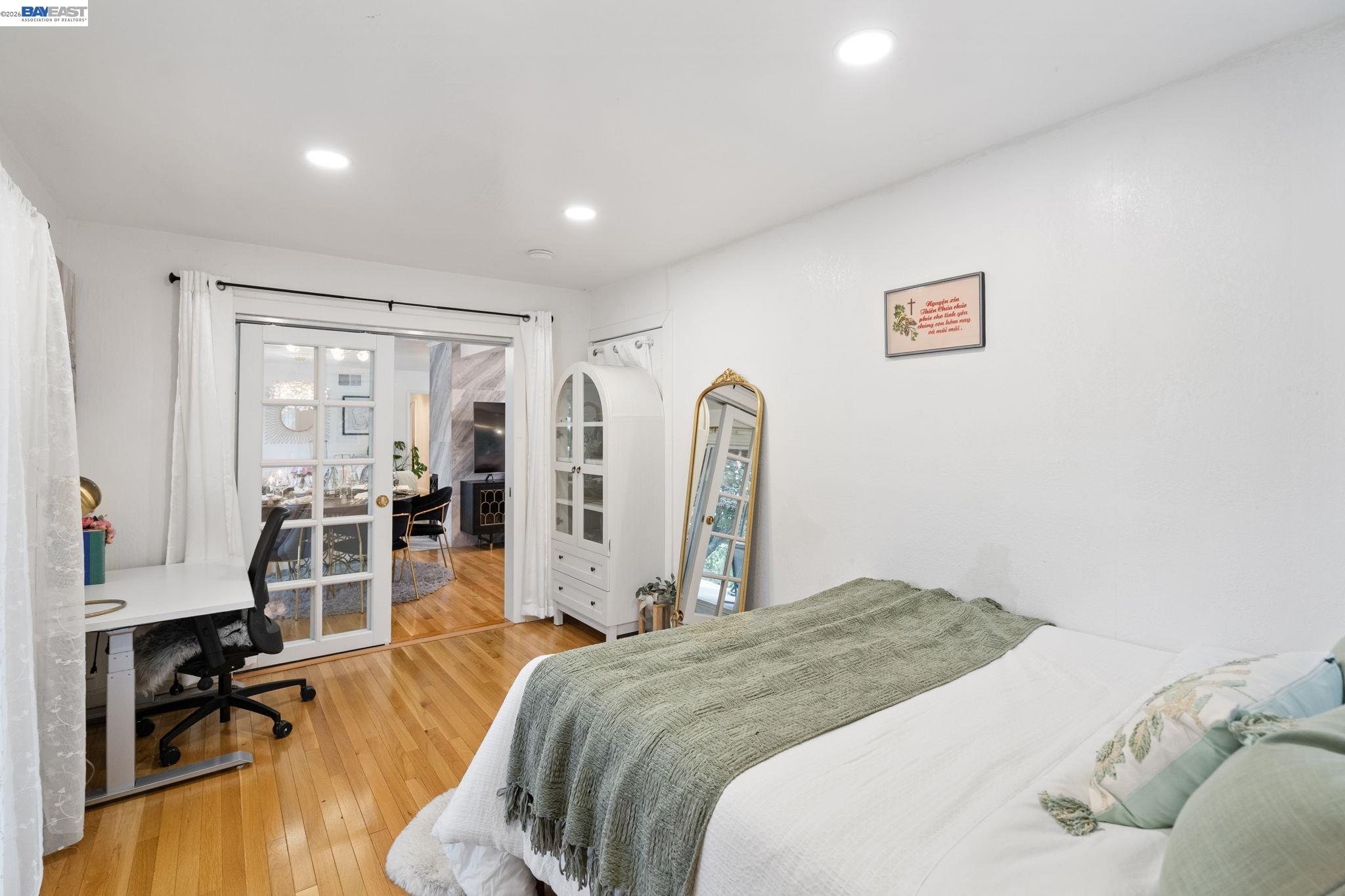 656 La Vista Rd