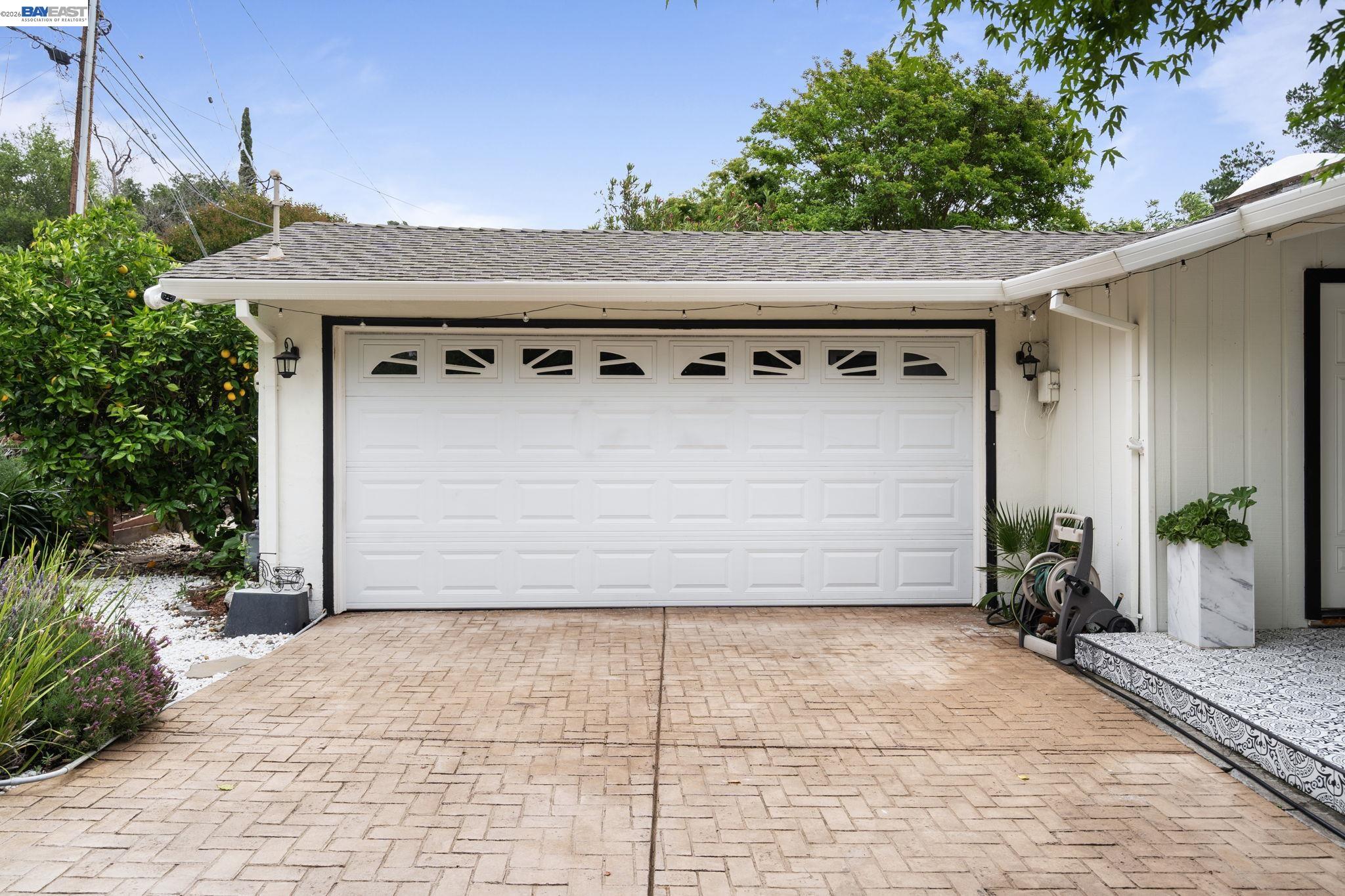 656 La Vista Rd