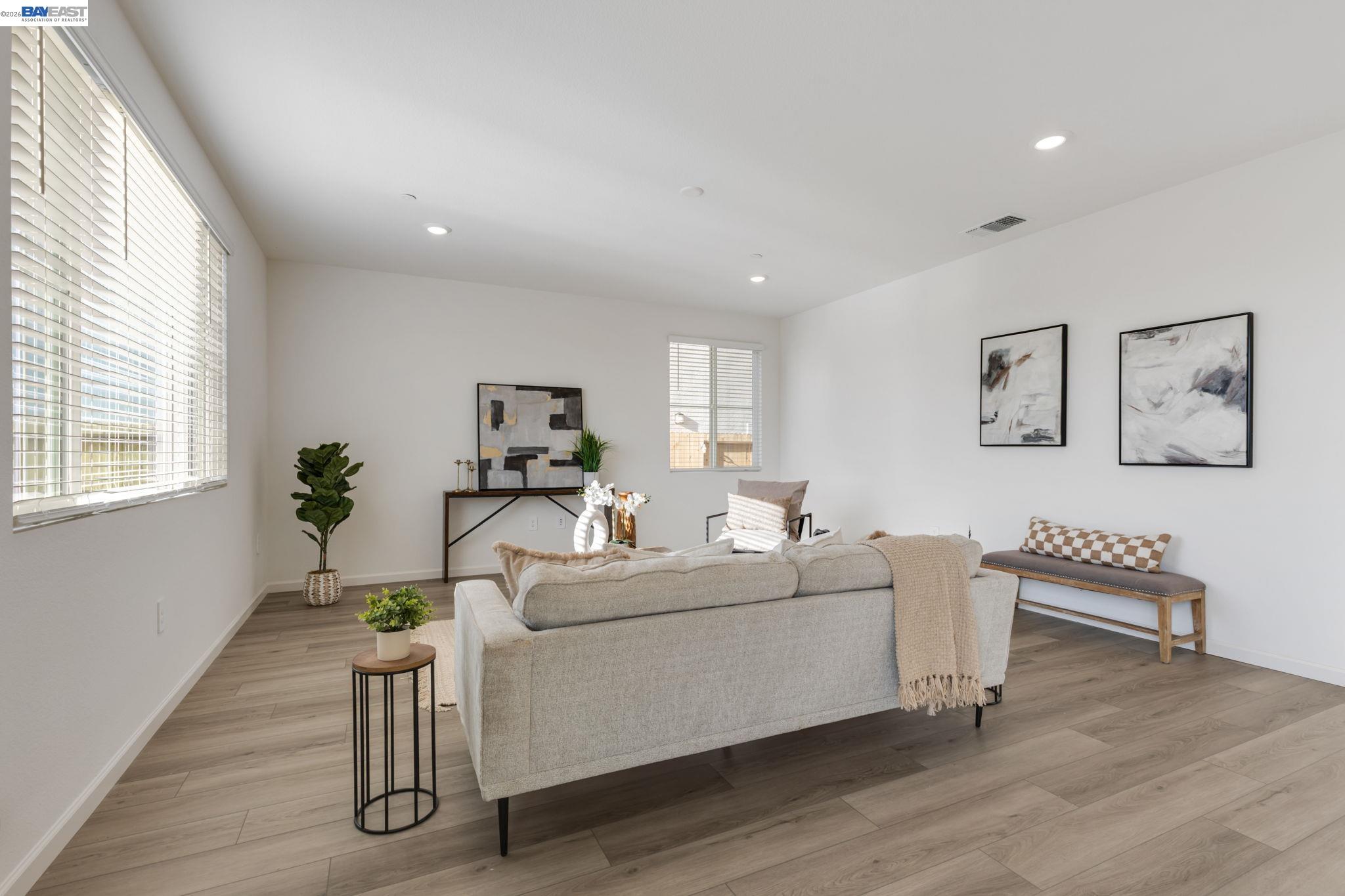337 Frizzante Lane