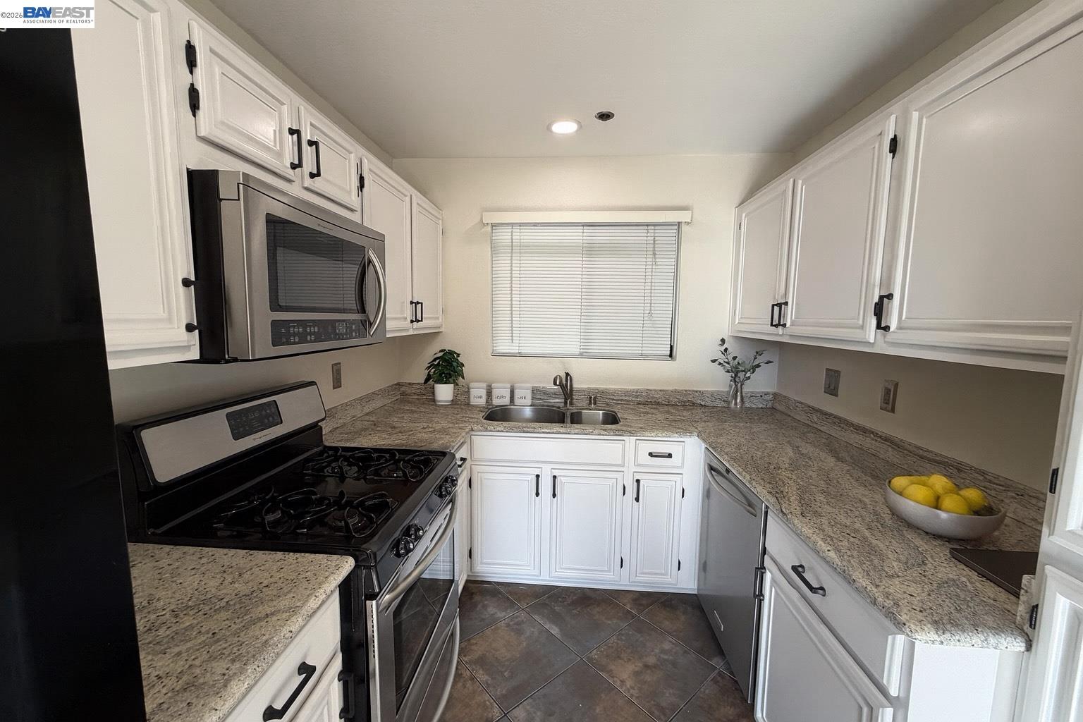 3443 Pepperwood Ter # 301