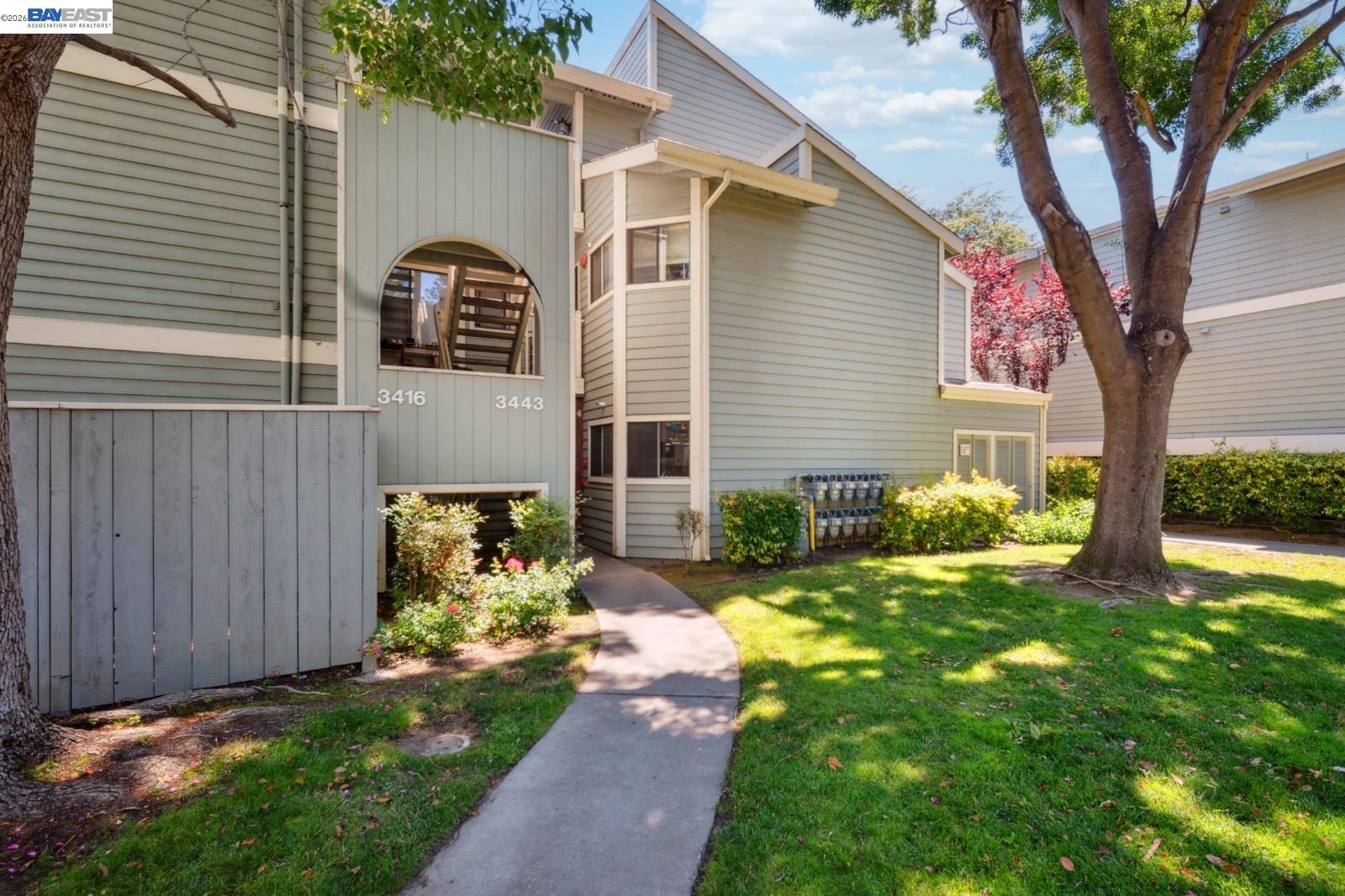 3443 Pepperwood Ter # 301