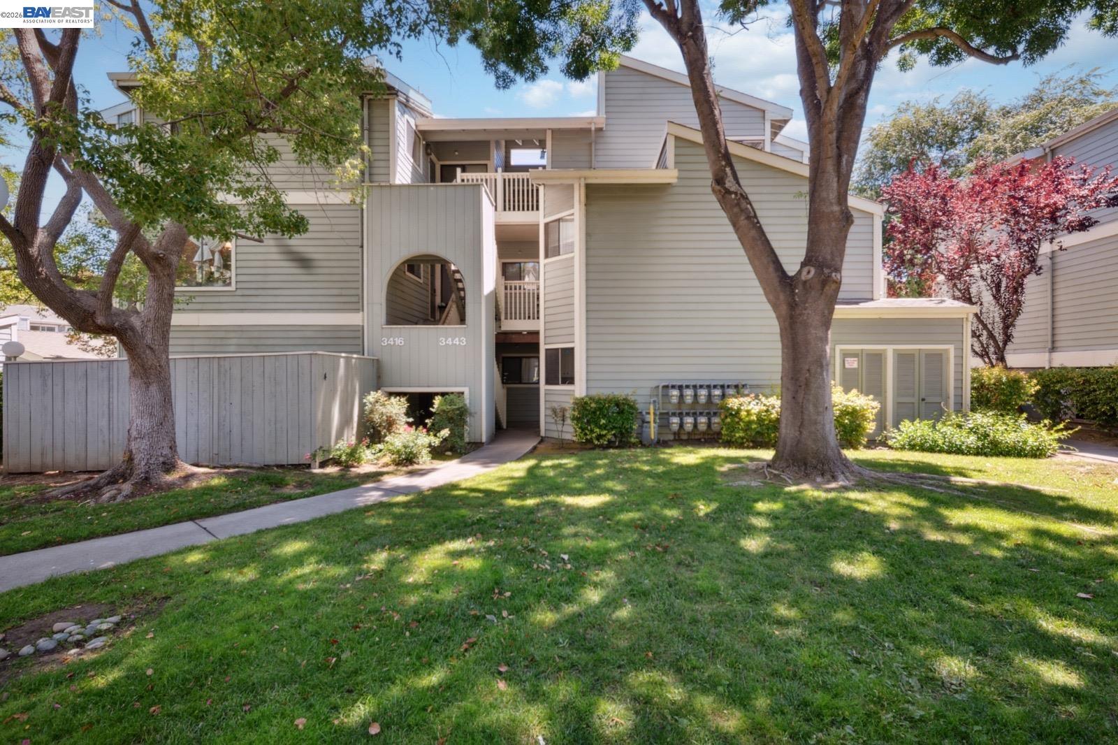 3443 Pepperwood Ter # 301