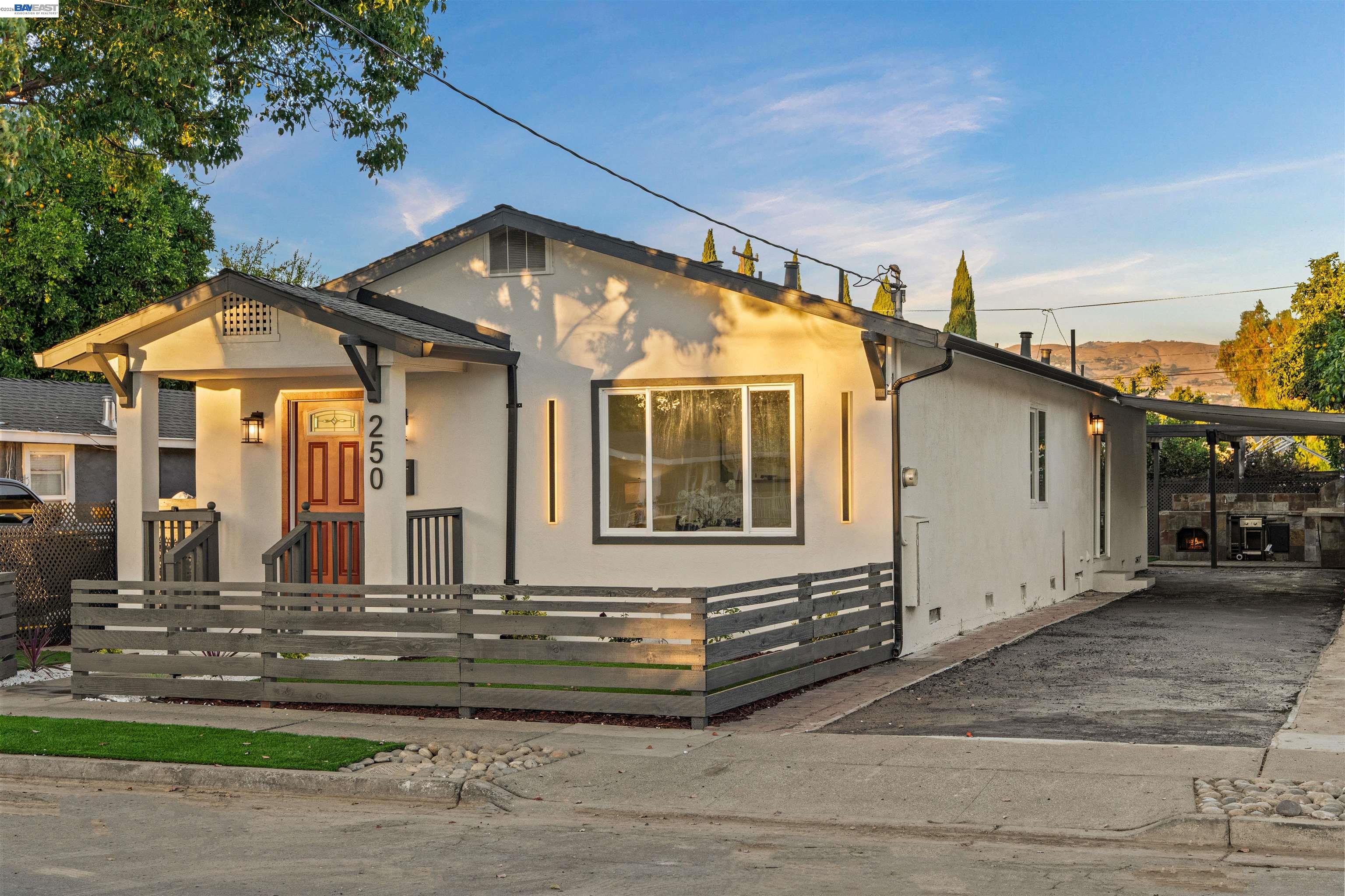 250 San Antonio Ct