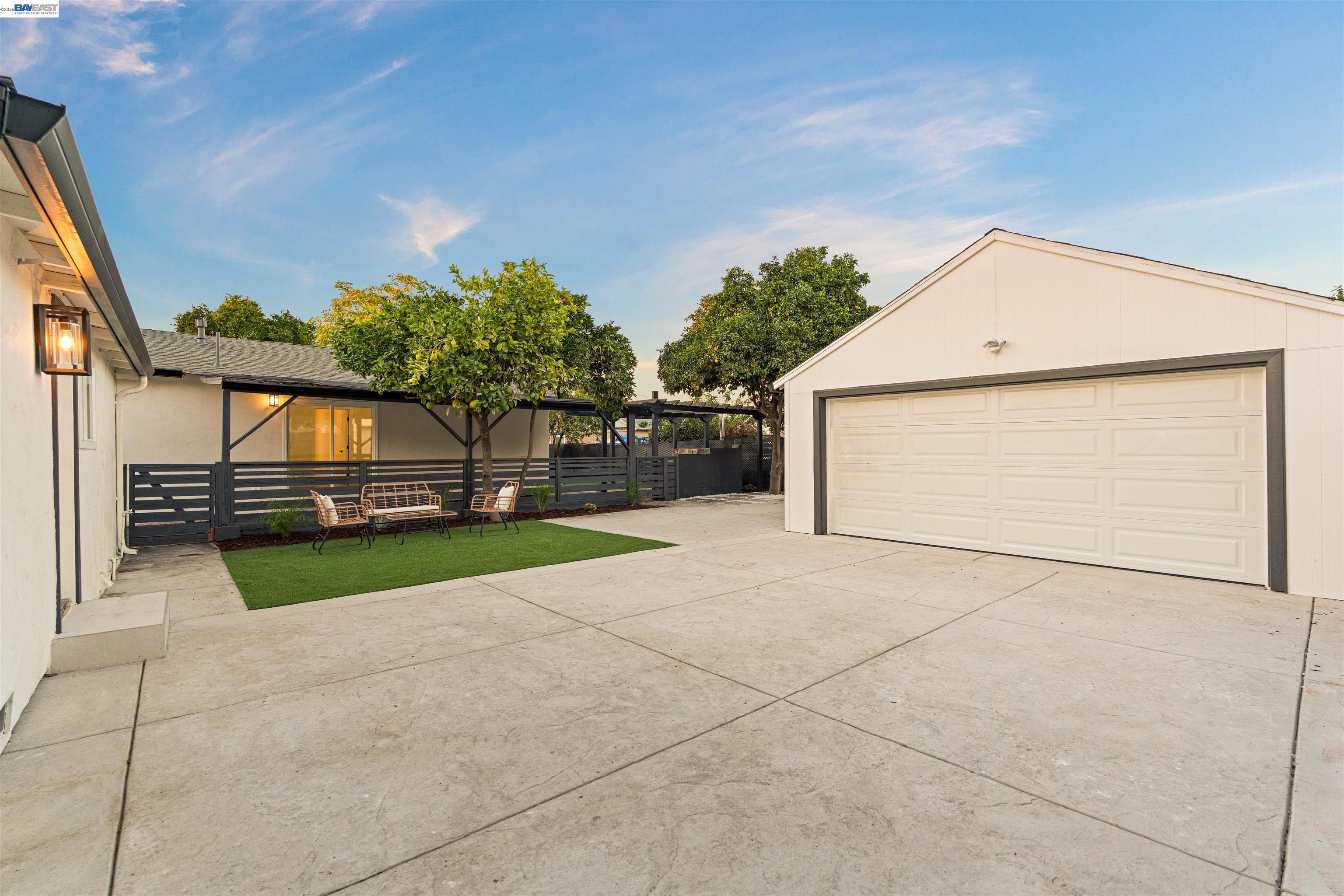 250 San Antonio Ct
