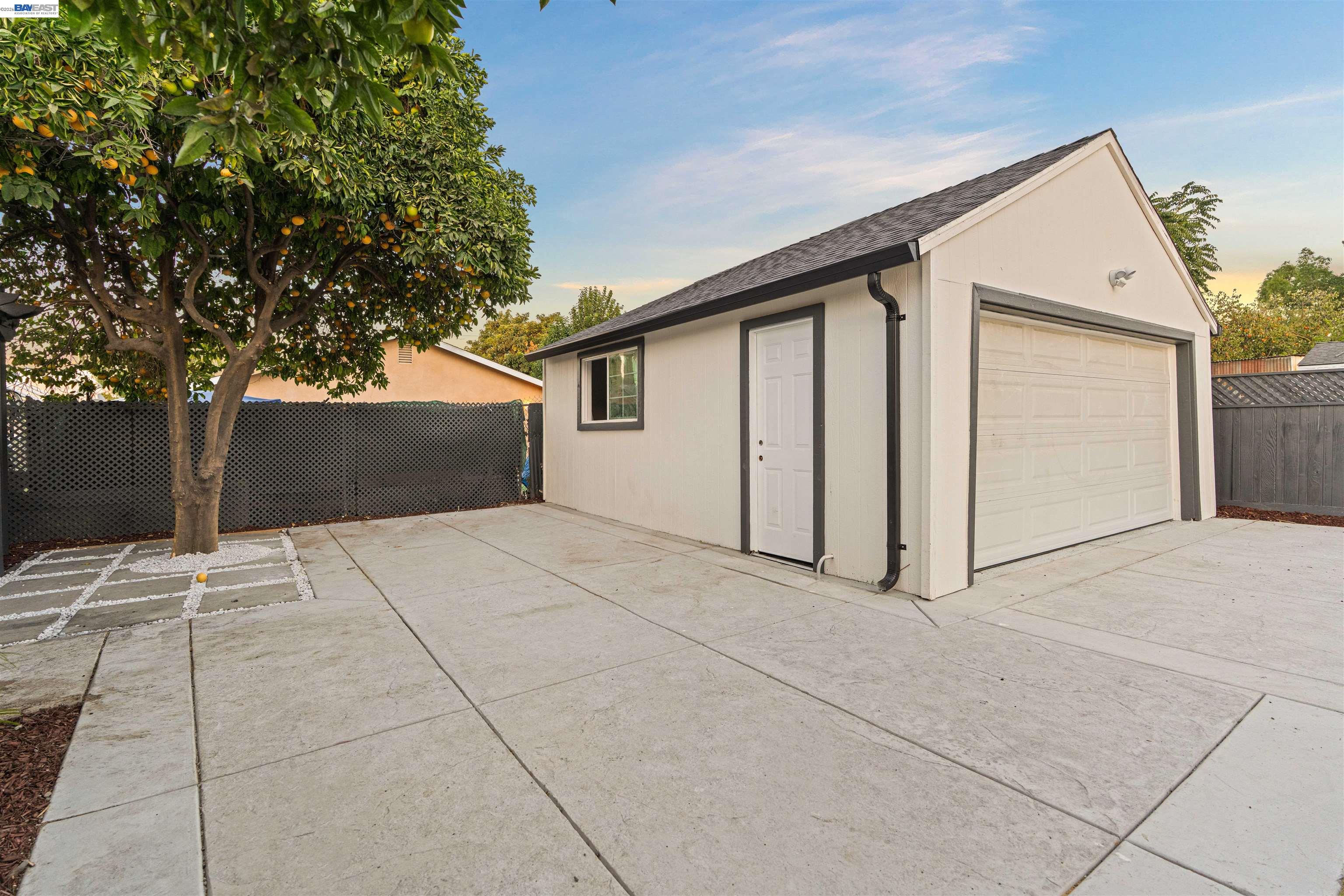 250 San Antonio Ct
