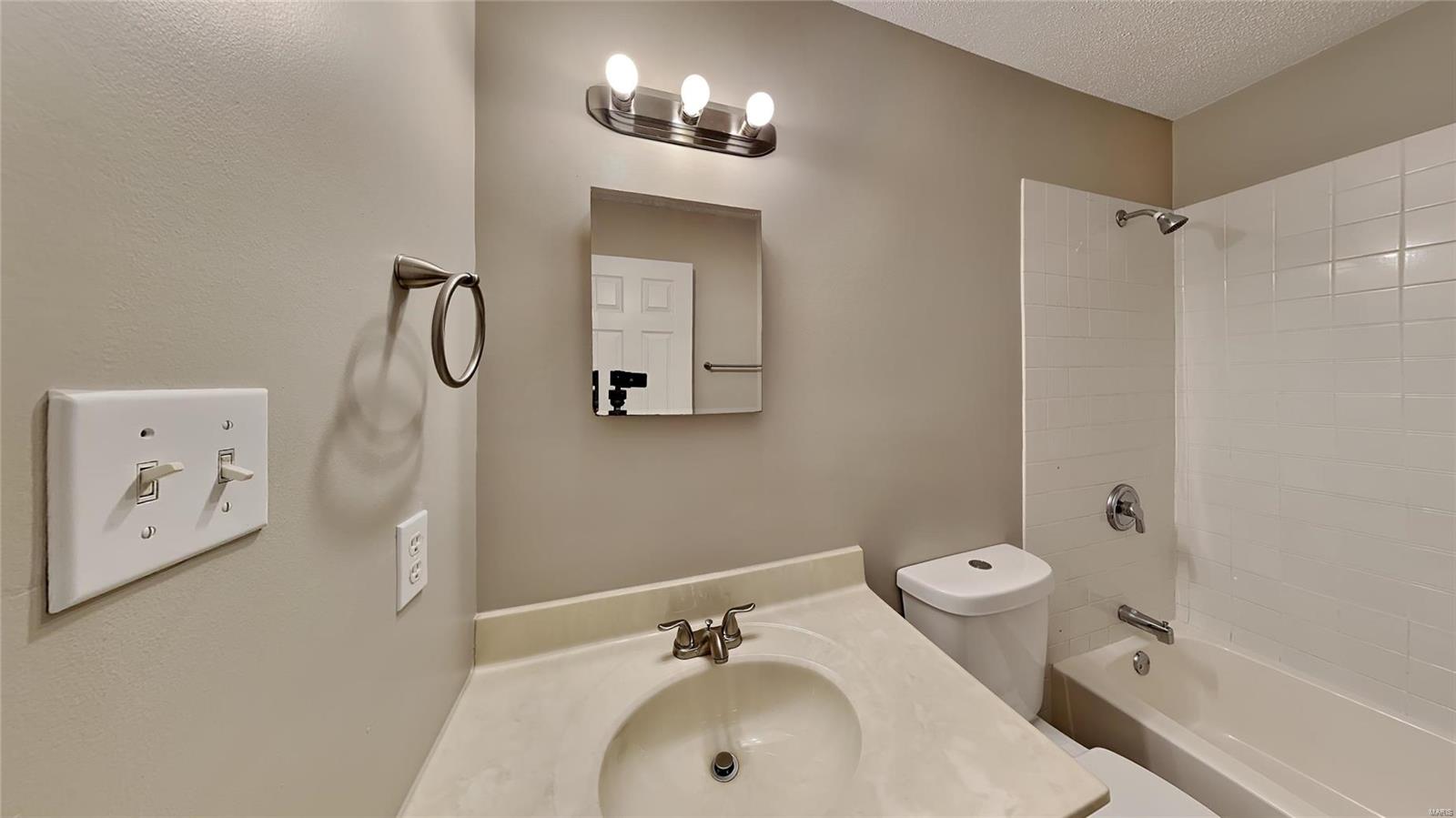 31 Park Charles Boulevard S Unit: D