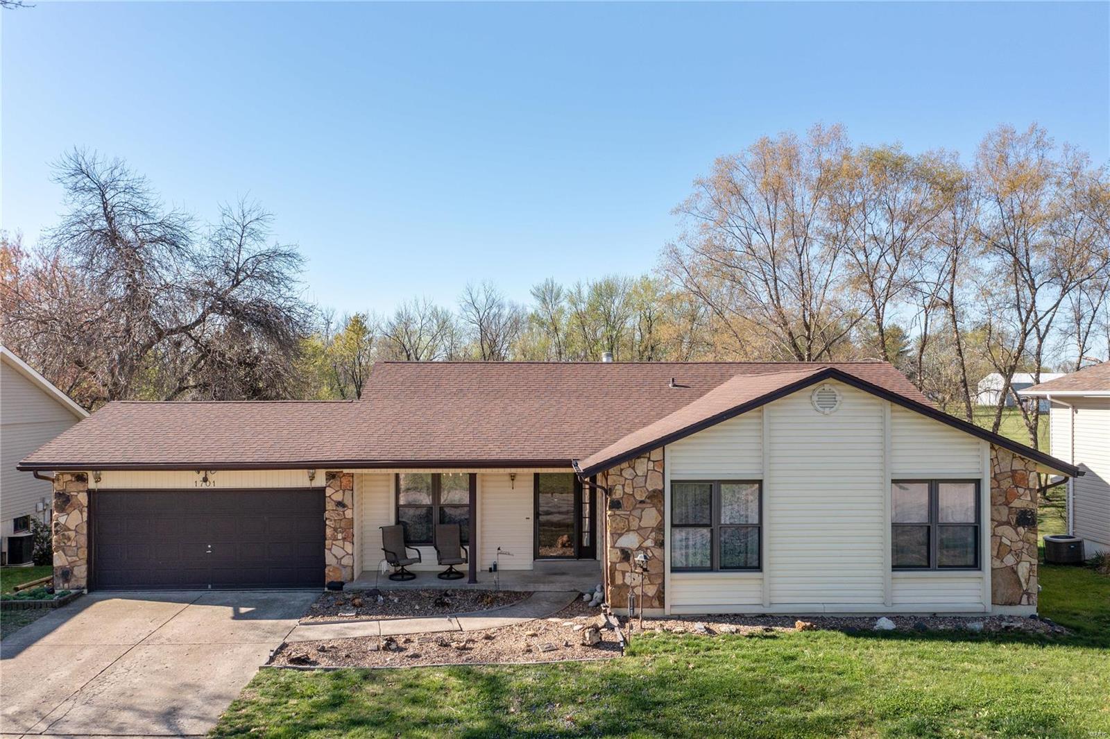 1701 Country Acres Drive