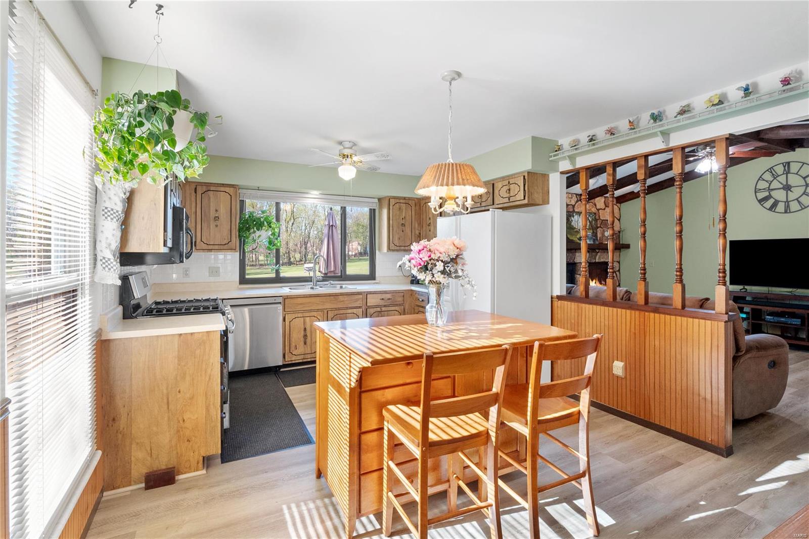 1701 Country Acres Drive